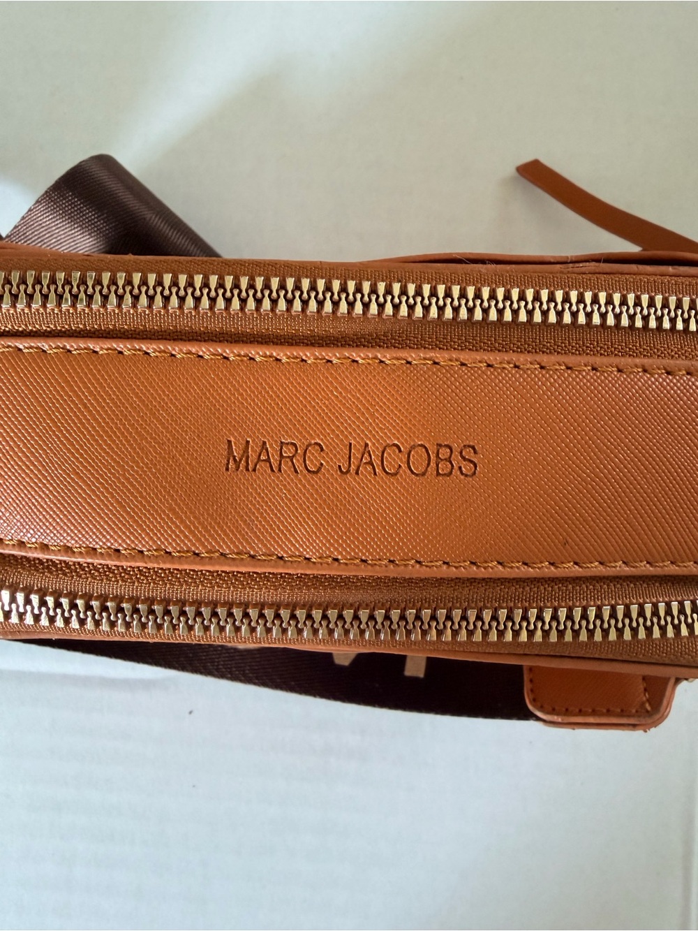 Marc Jacobs Orange Crossbody Camera Bag with Branded Strap - Picture 6 of 7